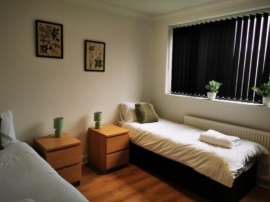 Contractors Comfort, Free Parking, Flat D * Liverpool
