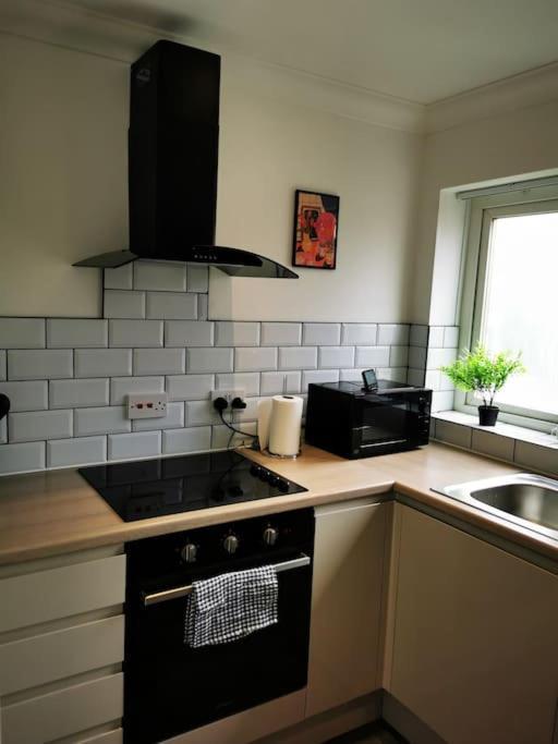 Contractors Comfort, Free Parking, Flat D * Liverpool